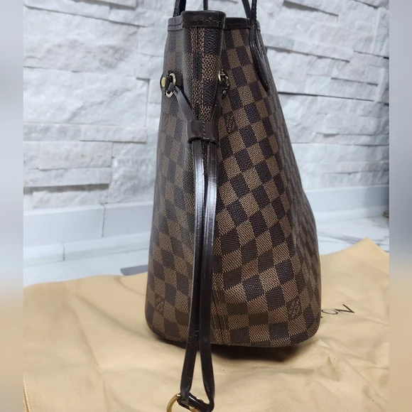 π Authentic Louis Vuitton Neverfull Damier Ebene Tote MM - Picture 2 of 16